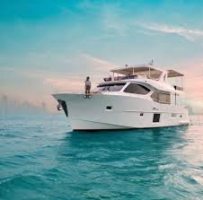 “36-foot standard boat (accommodates more than 5 people).”